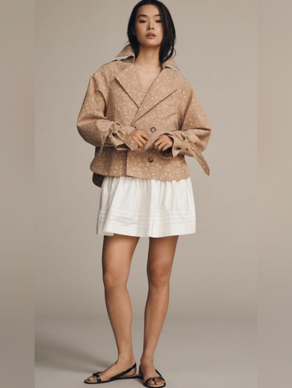 ANTHROPOLOGIE Cropped Floral-Print Trench Coat in Tan